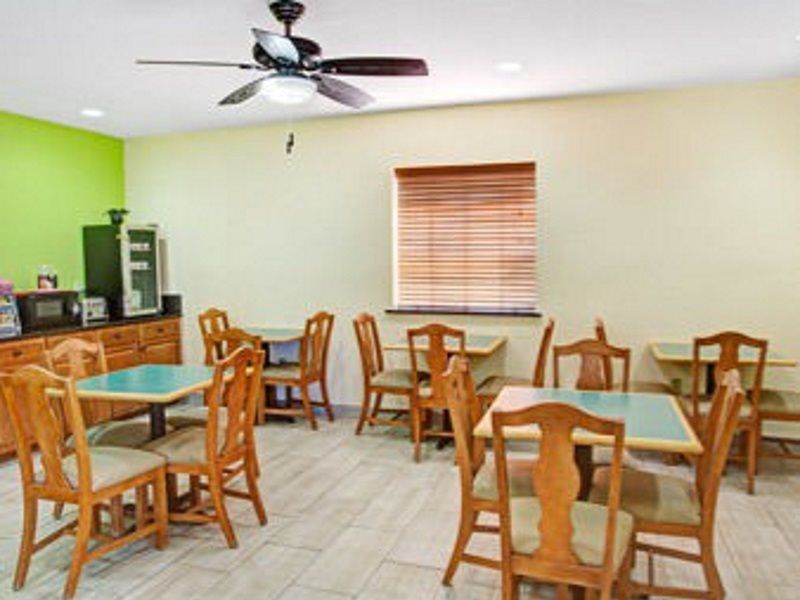 Ocean Breeze Inn St. Augustine Beach Esterno foto